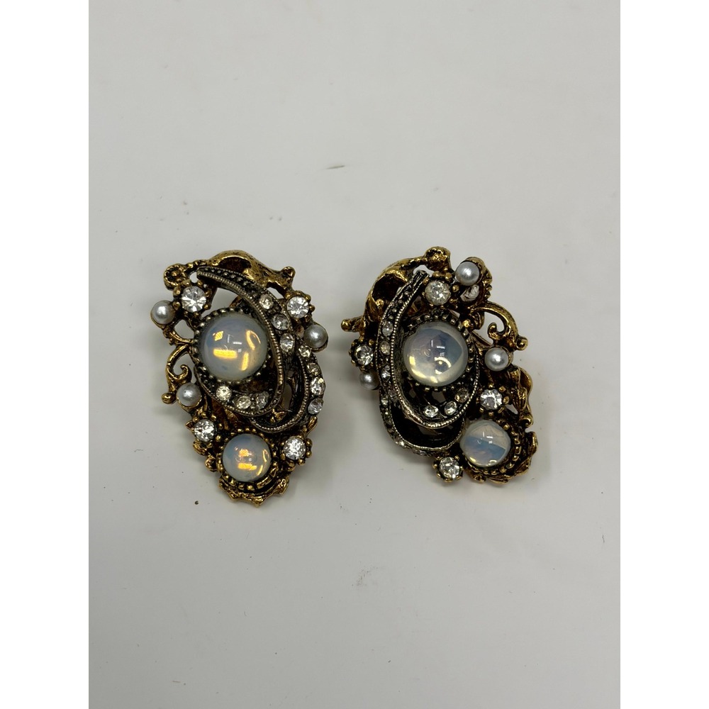 Vintage ART Arthur Pepper Mode-Art Faux Moonstone Pearl Rhinestone Clip Earrings